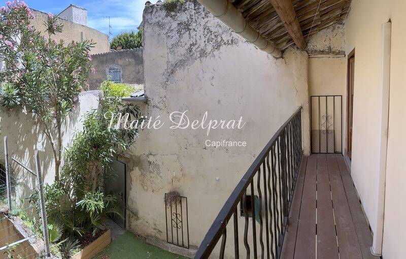 Maison à SORGUES