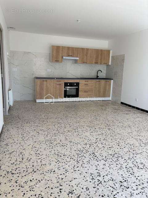 Appartement à SAINT-CHRISTOL-LES-ALES