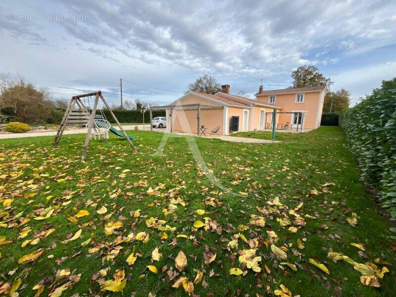 Maison à LA ROCHE-SUR-YON