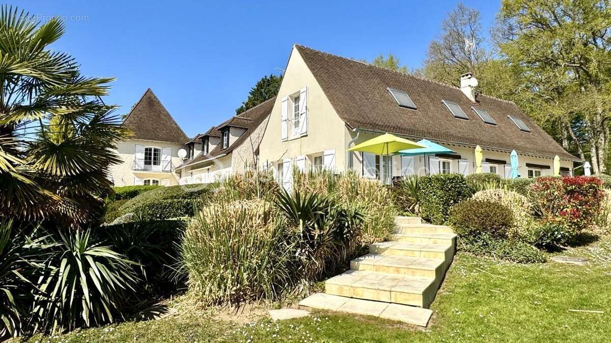 Domaine d’exception sur 2,4 hectares avec 3 habitations, piscine et étangs — 30 min Paris - photo 7