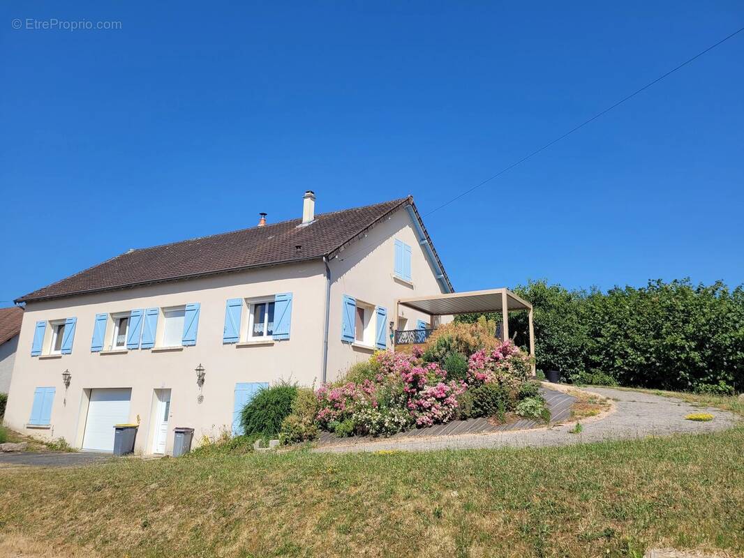 Maison à VILLEFRANCHE-D'ALLIER