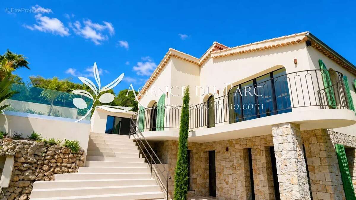 Maison à ANTIBES