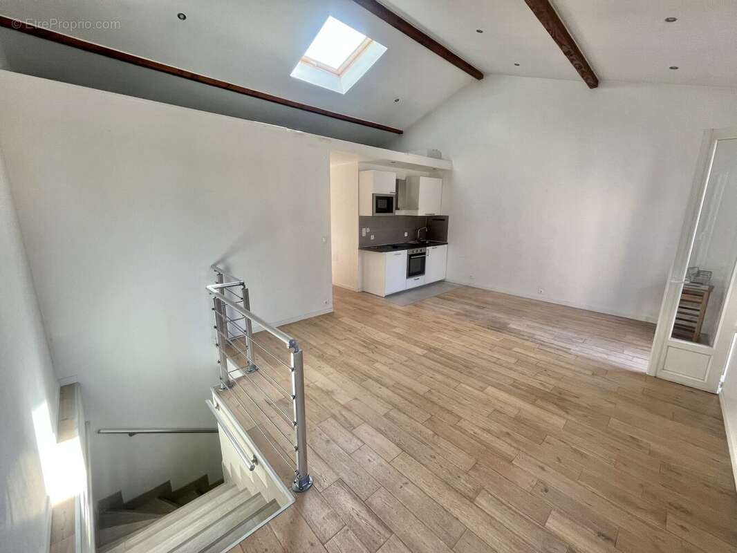 Maison 82 m² à Bagnolet  - photo 3