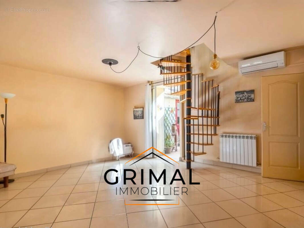 Maison à MARSEILLE-8E