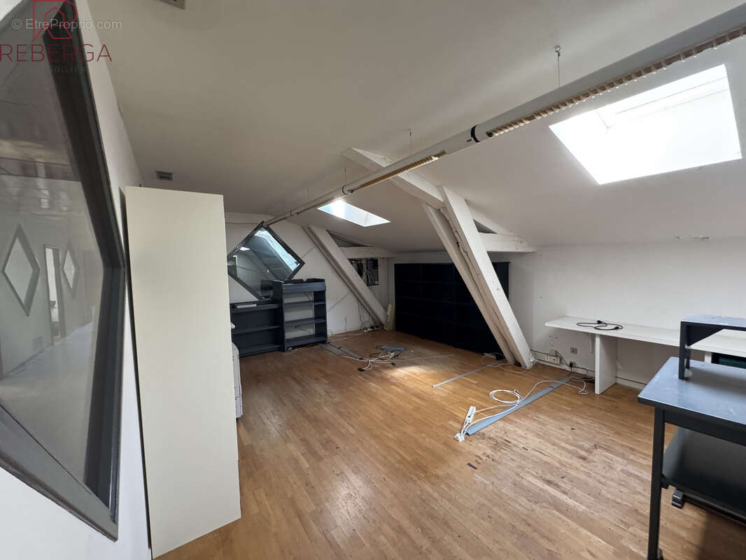 2200 m² à Mazamet  - photo 8