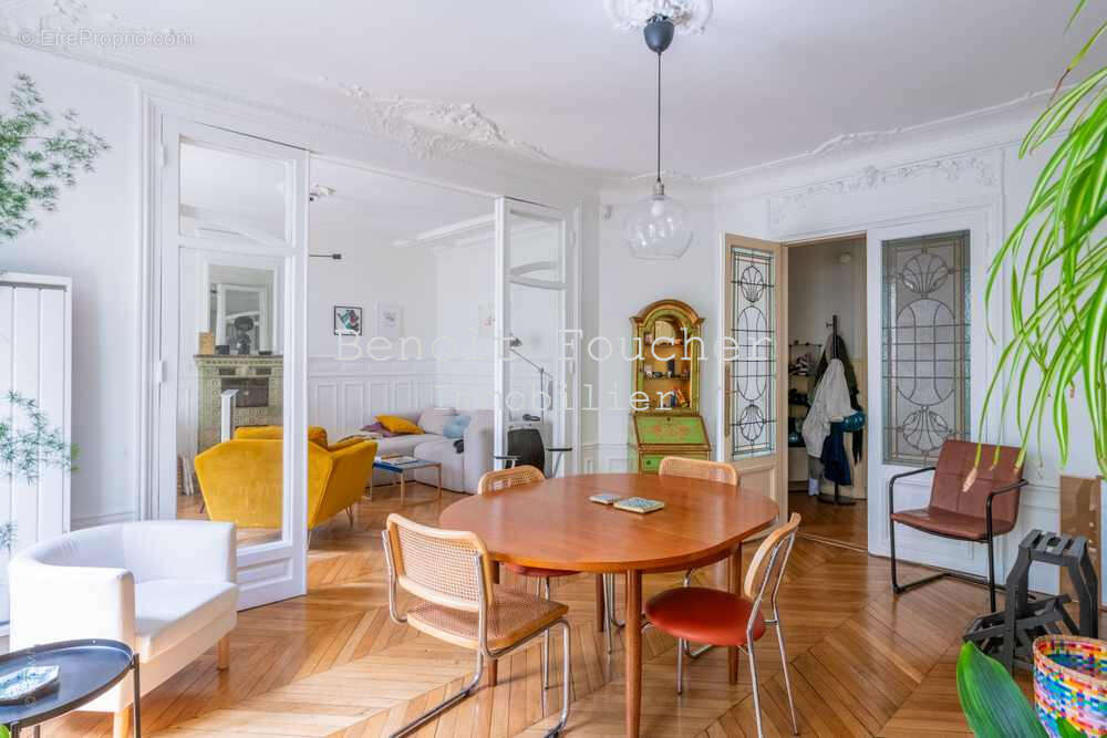 Appartement à PARIS-18E