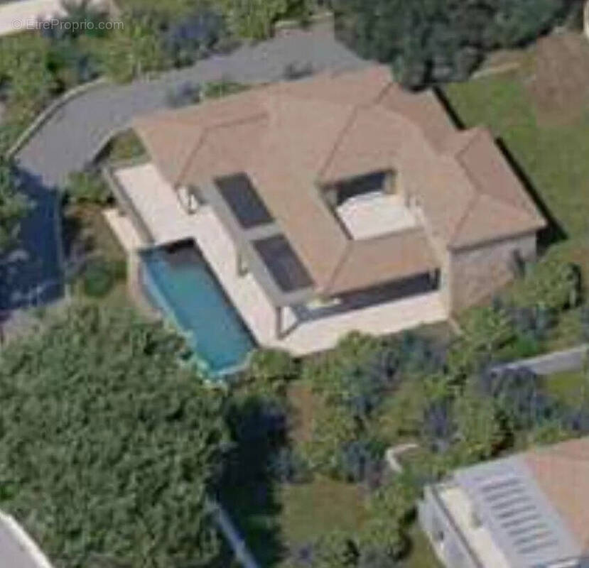 Terrain à SAINTE-MAXIME