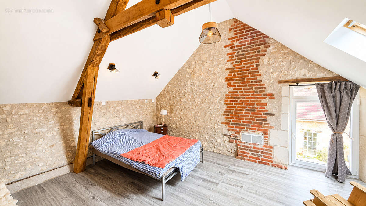 Maison à CHOUSSY