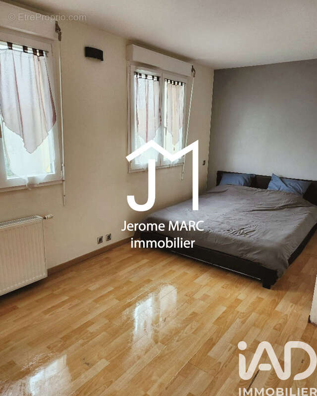 Photo 2 - Maison à SARCELLES