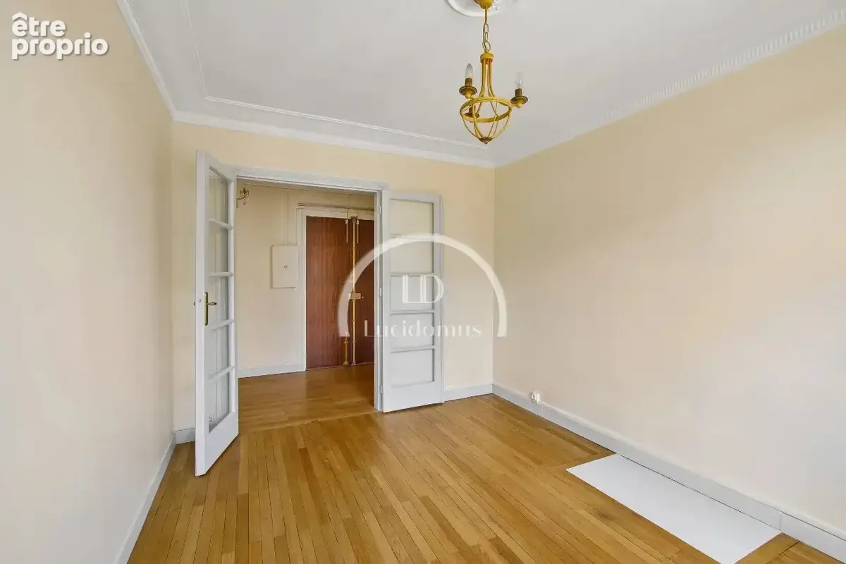 Appartement 79 m² à Paris-19e  - photo 5
