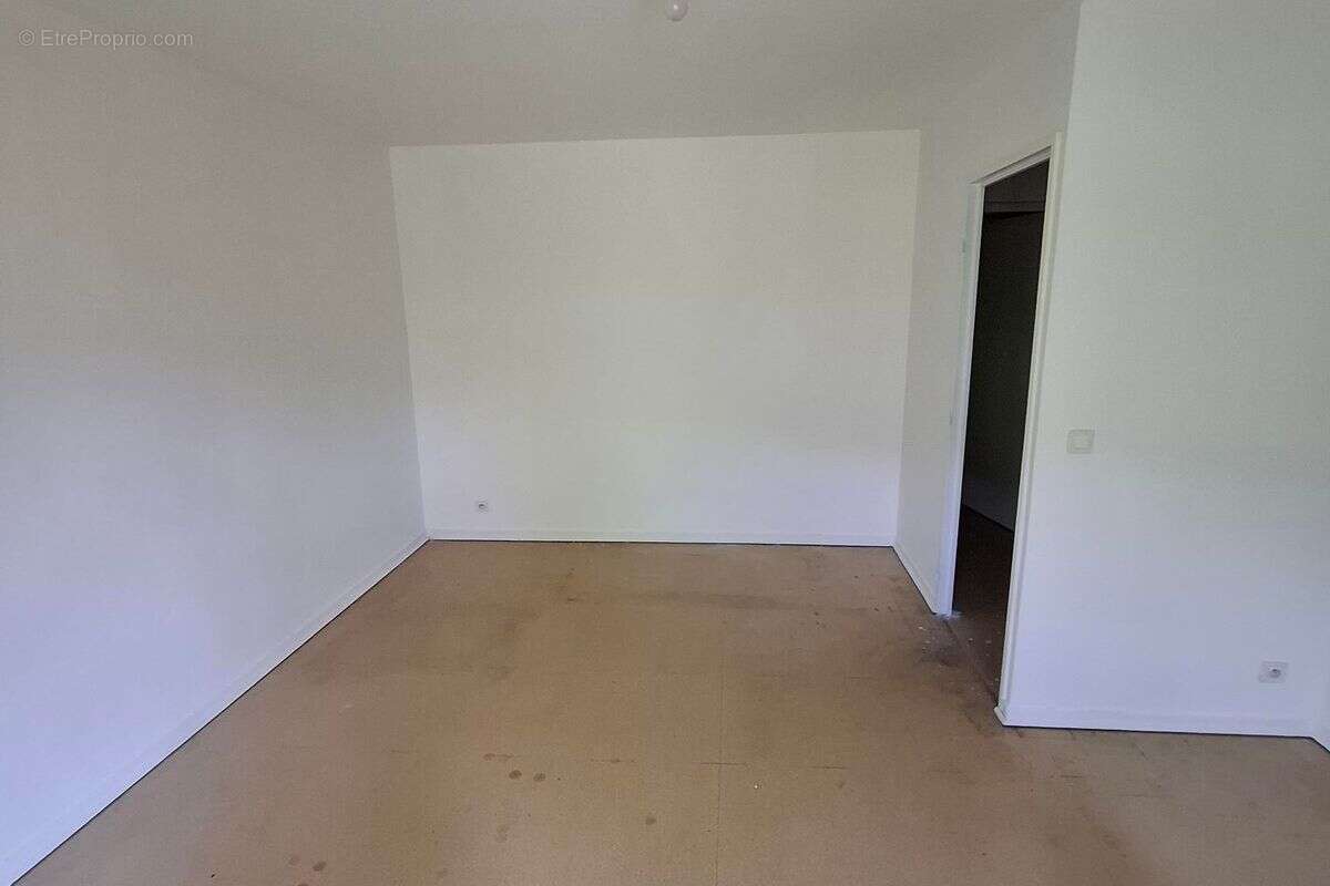 T2 de 52,1 m² à Dardilly au prix de vente de 125 200 € - photo 2