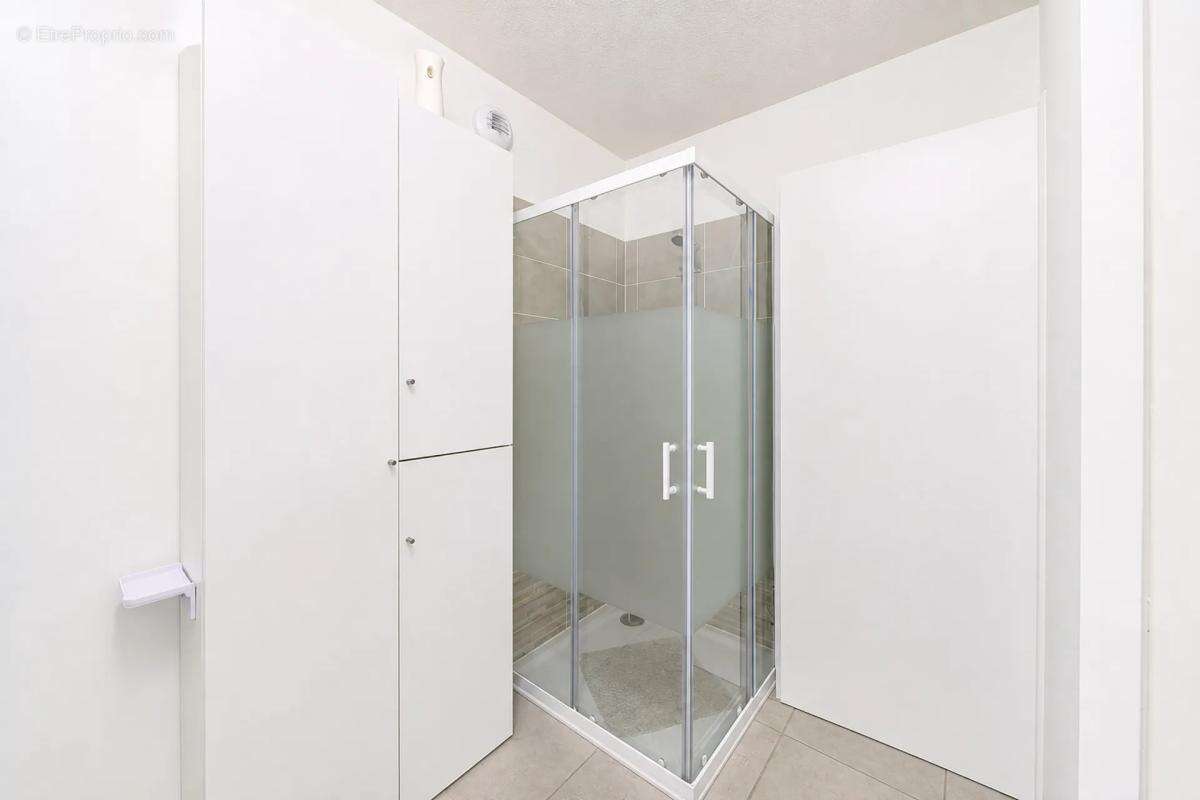 Appartement à LE CASTELLET
