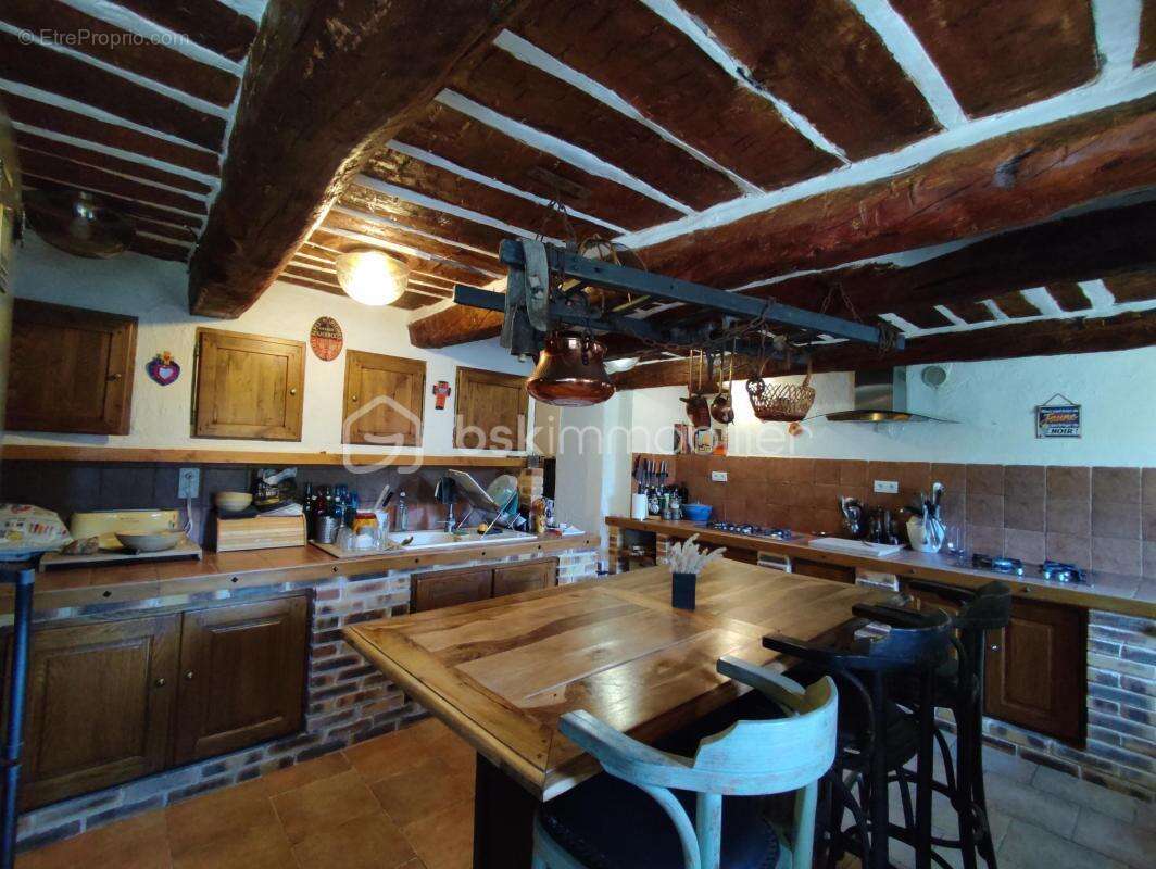 Superbe bastide du XVIIIᵉ siècle – Domaine de charme avec chambres d’hôtes, gîte et restaurant d'été - Aux portes du Verdon - photo 13