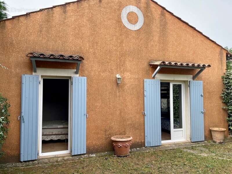 Maison à ROUSSILLON