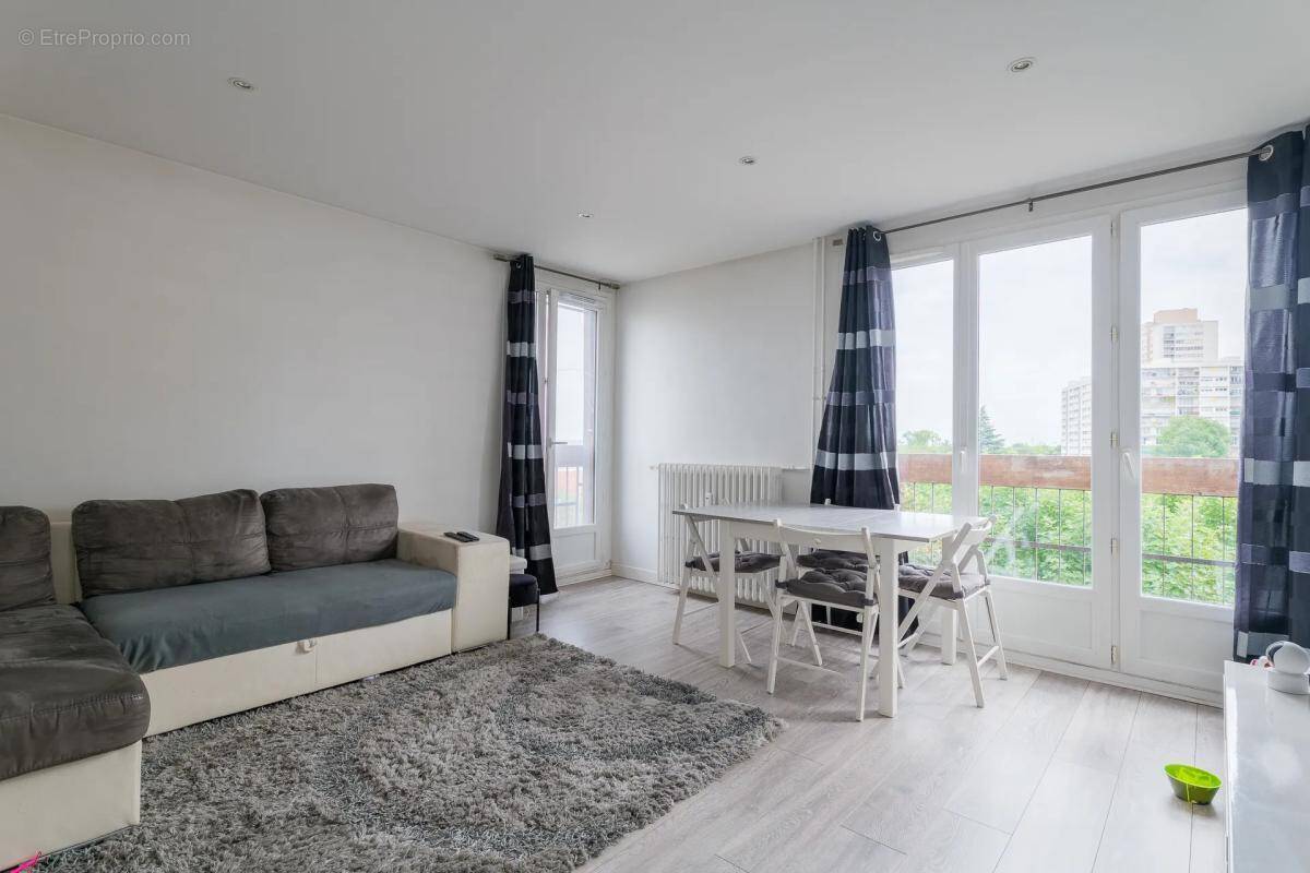 Appartement à NOISY-LE-SEC