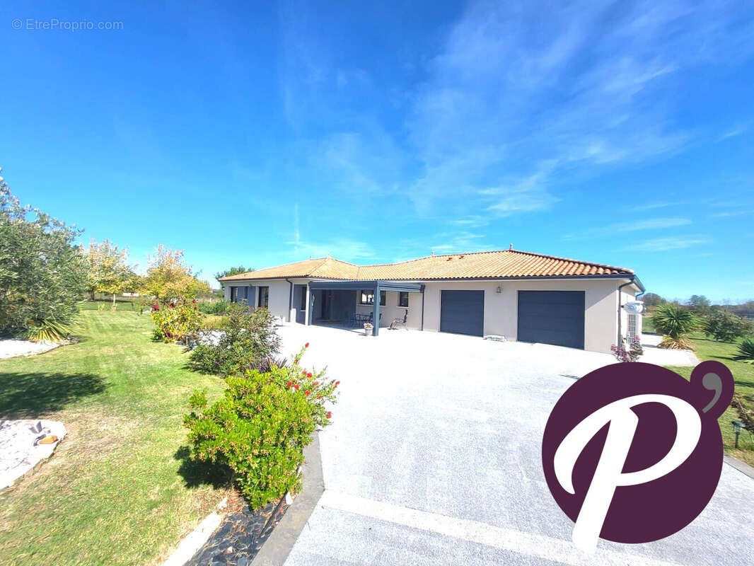 Maison à LAMONZIE-SAINT-MARTIN