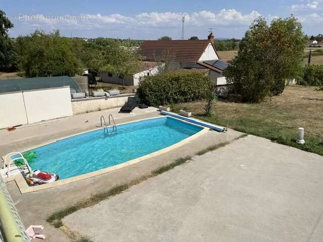 Grande maison et son terrain. Possibilité de 2 logements! - photo 18