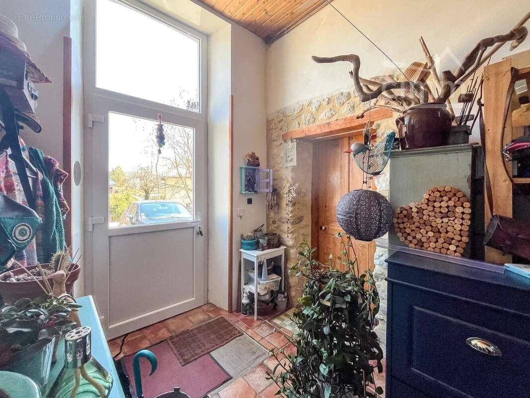 Maison à LA TERRASSE
