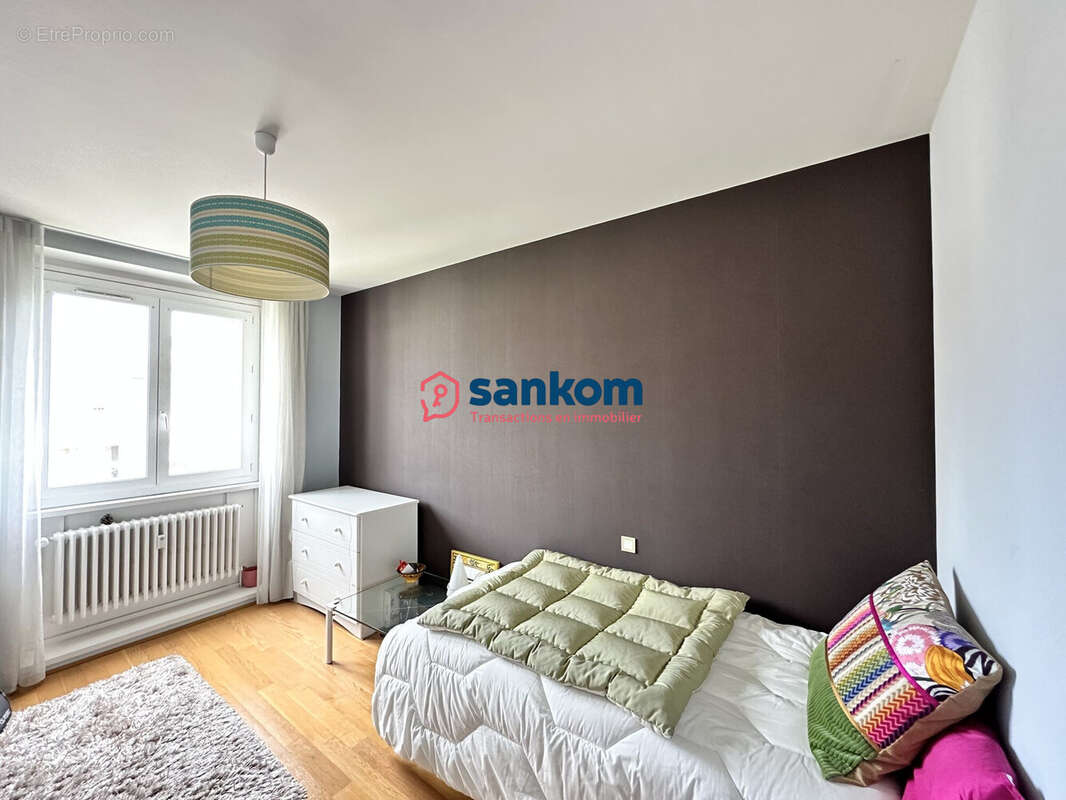 Appartement à VALS-PRES-LE-PUY
