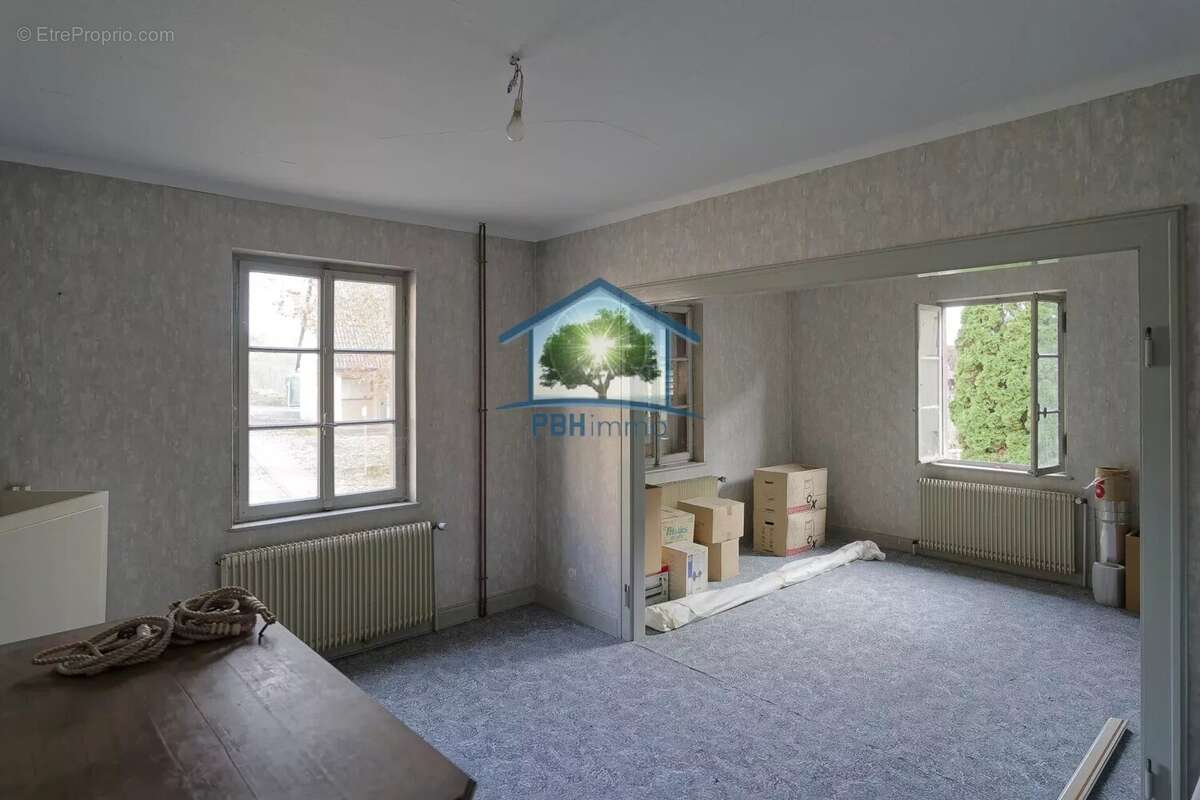 Maison à MORSBRONN-LES-BAINS