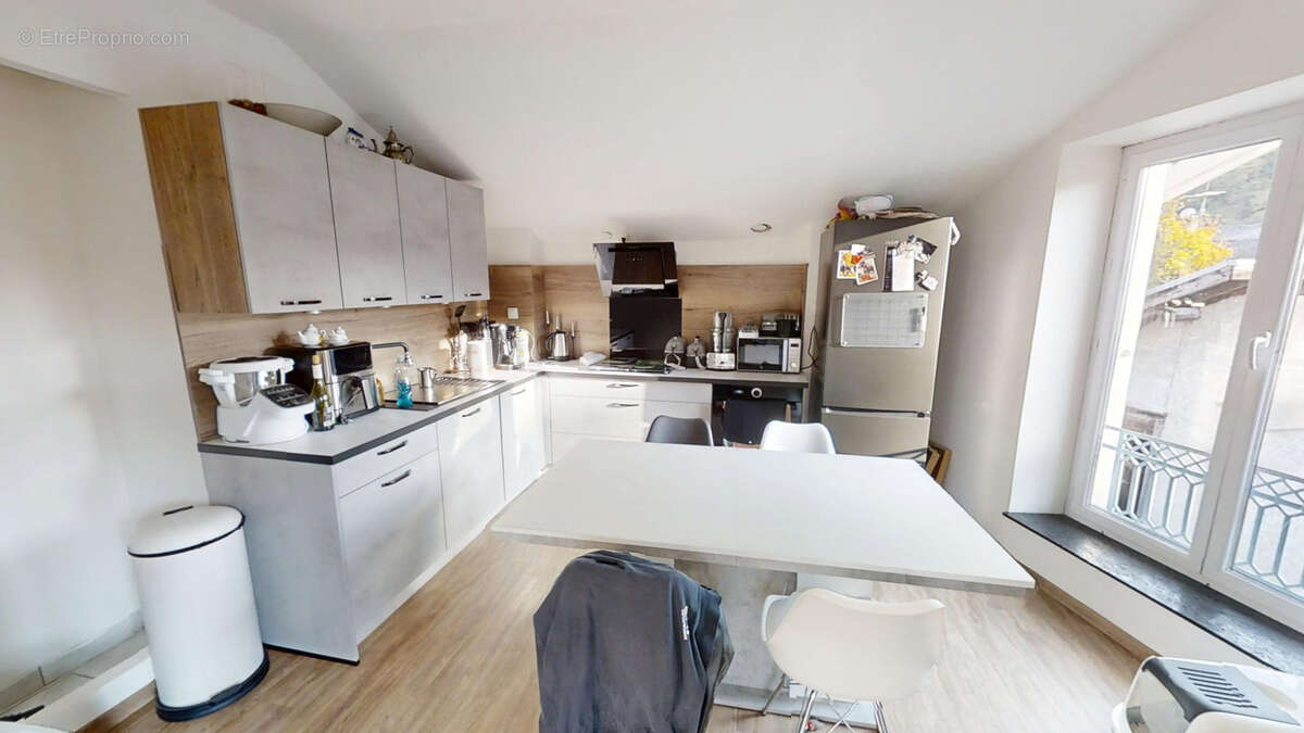 Appartement à DOMENE