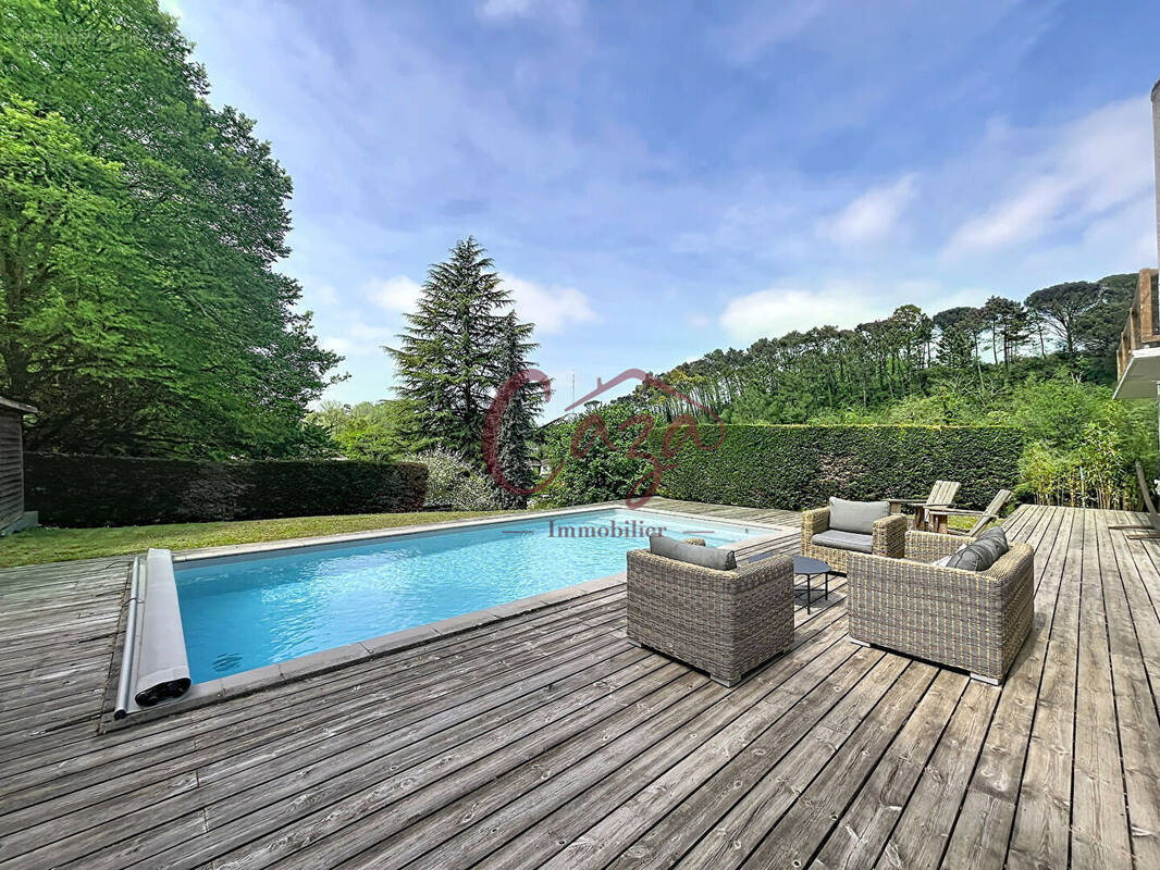 Maison à CARIGNAN-DE-BORDEAUX