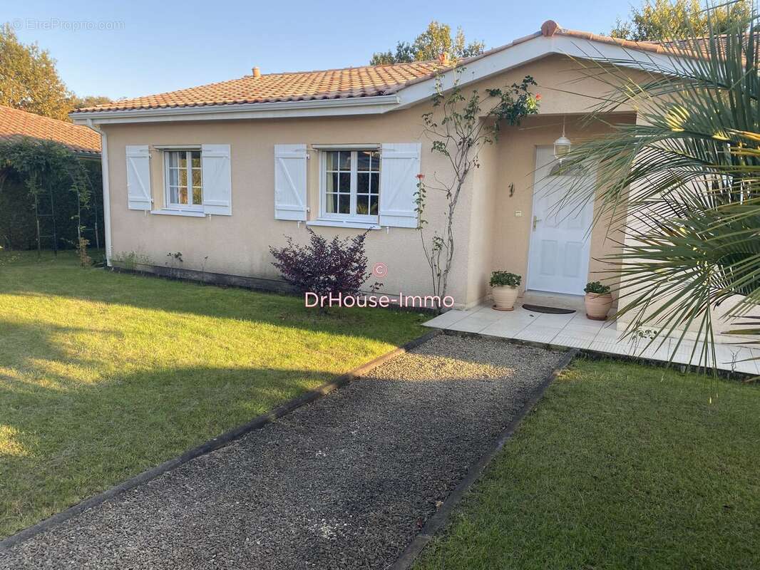 Maison à SAINT-PAUL-EN-BORN