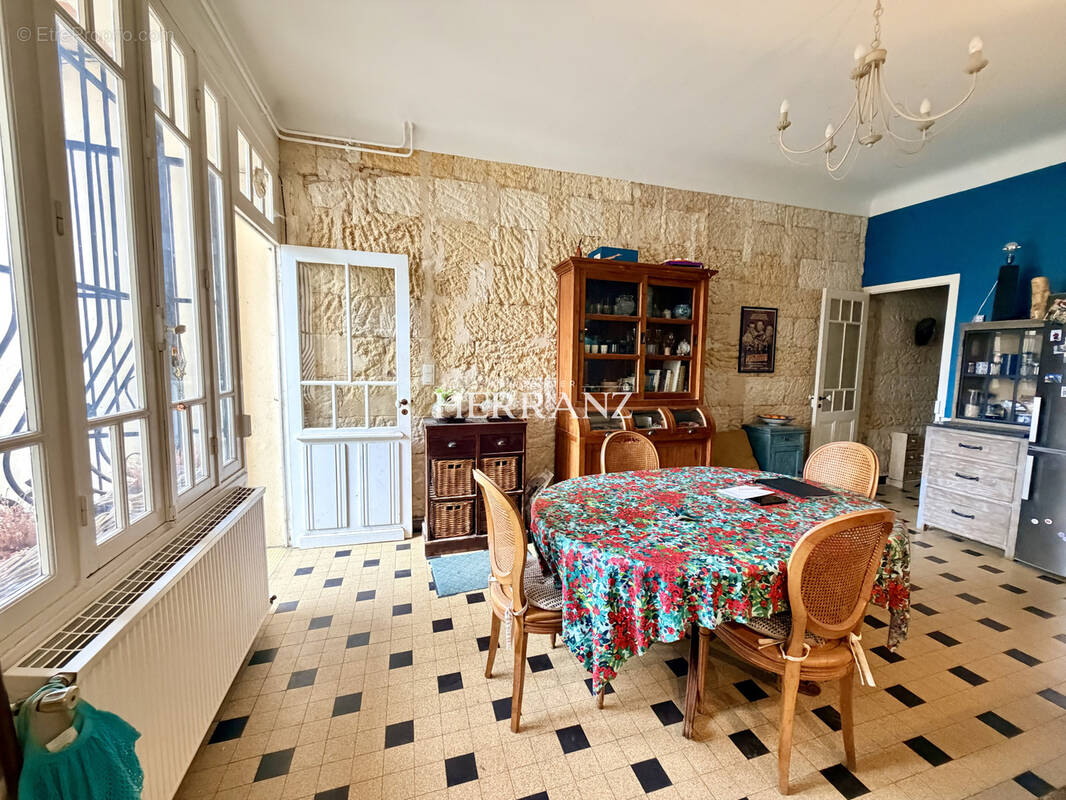 Maison à LIBOURNE