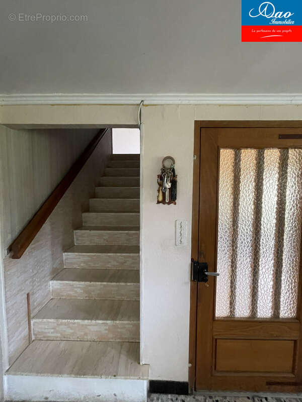 Maison à ESTISSAC