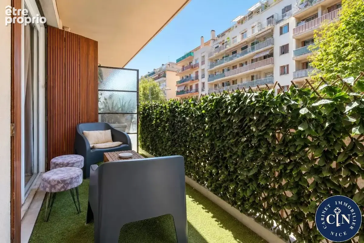 Appartement 3 pièces 59 m² à vendre à Nice (06000) - photo 2