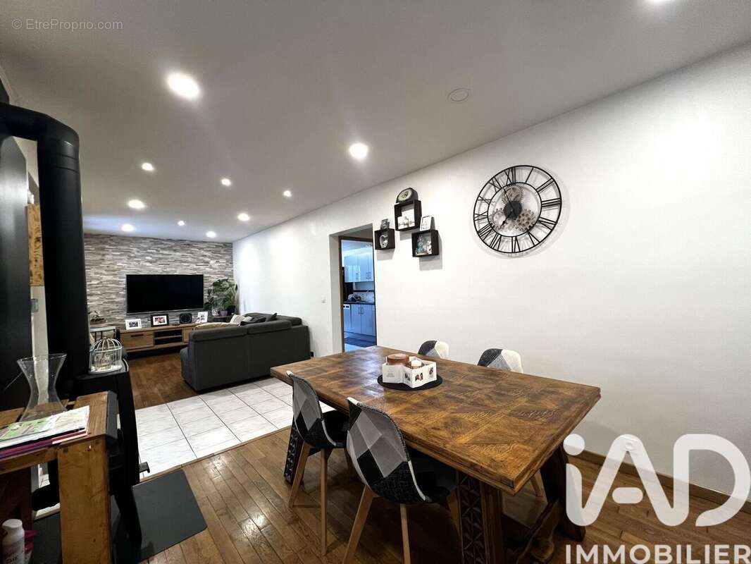 Photo 5 - Maison à SAVIGNY-SUR-ORGE