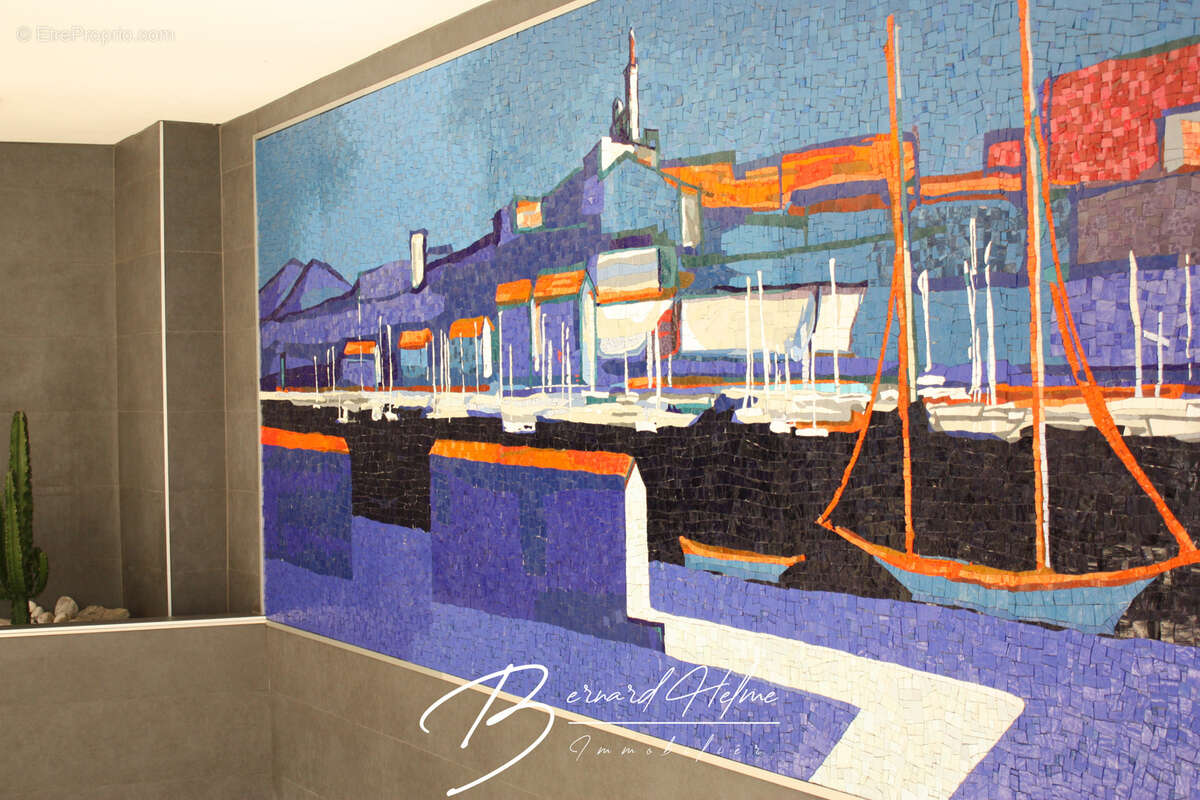 Appartement à MARSEILLE-8E