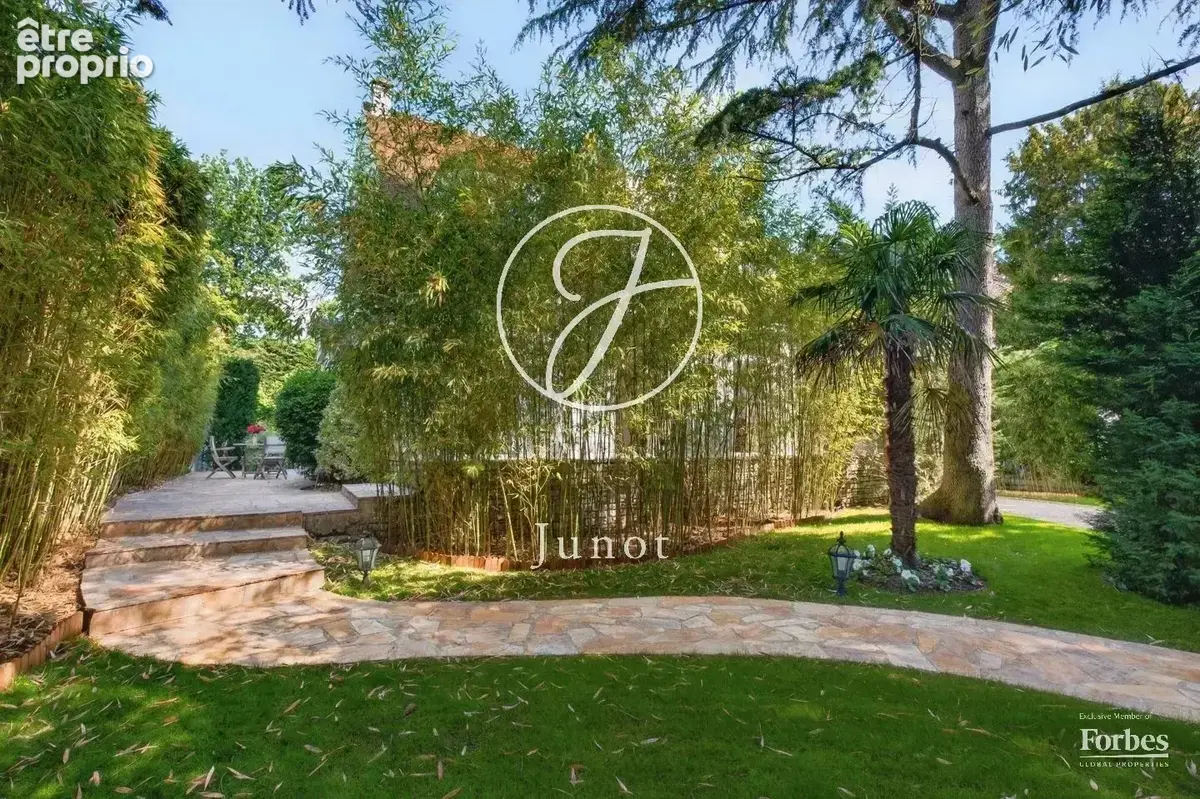 Le Vésinet - CHARMETTES - Maison - 5 chambres - 207m² - Terrain de 757m². - photo 18