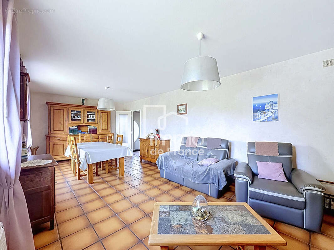 Maison Bellegarde-sur-valserine  88 m2 - photo 4