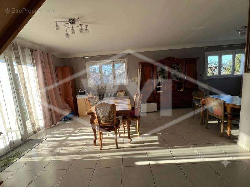 Maison 73 m² à Quincy-Sous-Senart  - photo 3