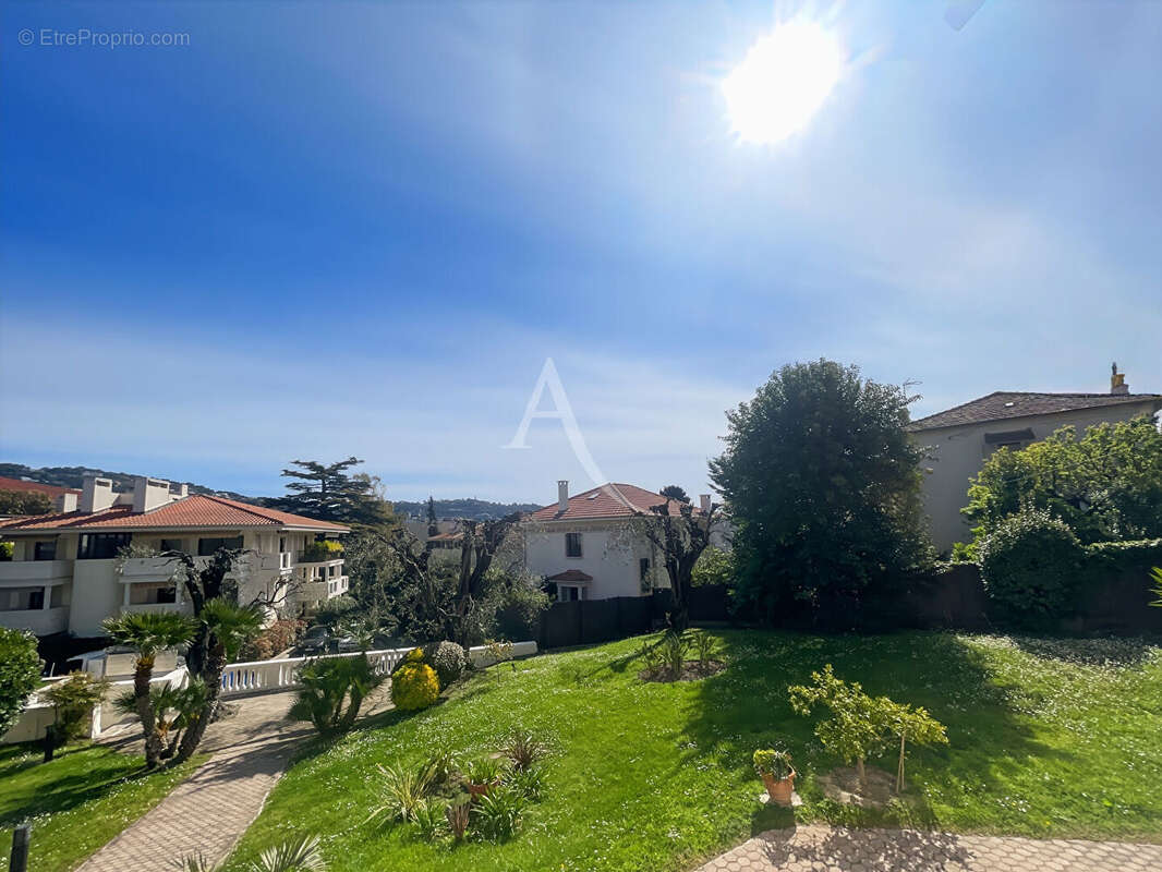 Appartement à CANNES