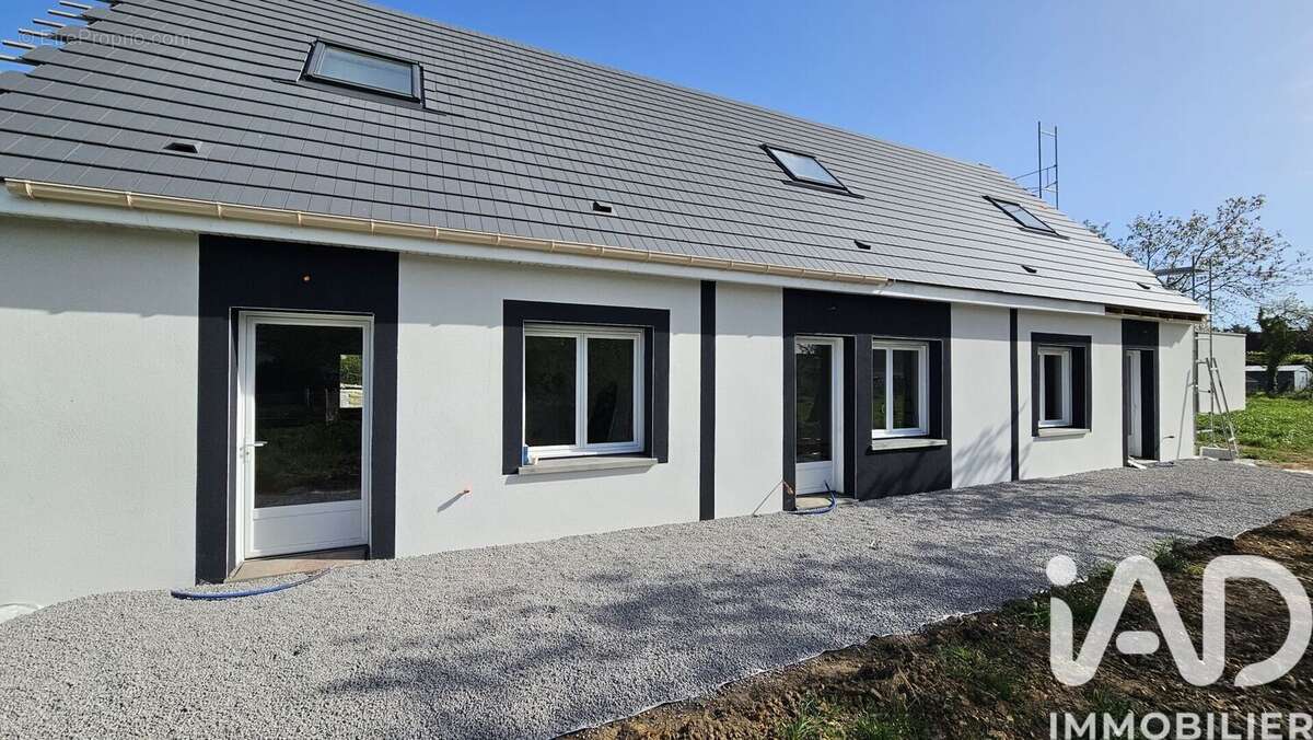 Photo 6 - Maison à VILLEBLEVIN