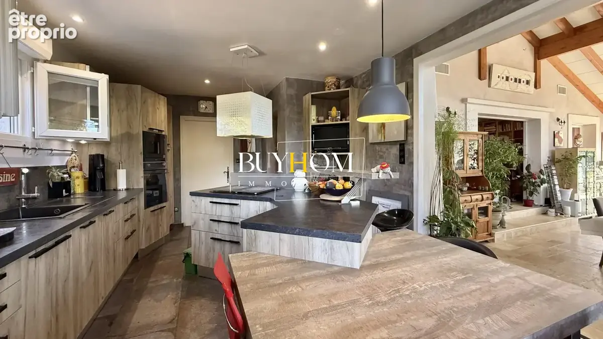 Maison 162 m² à L'isle-Sur-La-Sorgue  - photo 7