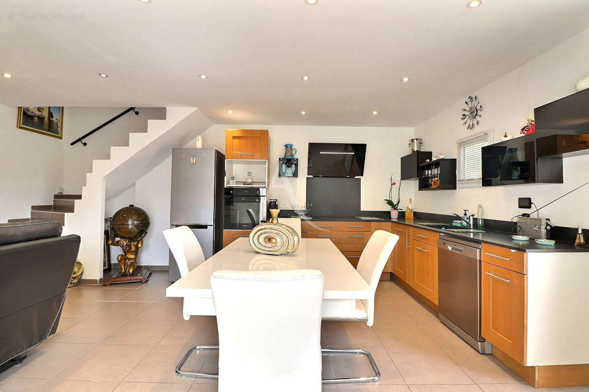 Appartement à PLAN-DE-CUQUES