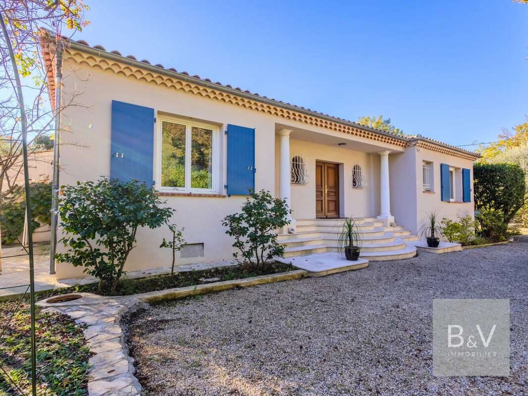 Maison à MOUANS-SARTOUX