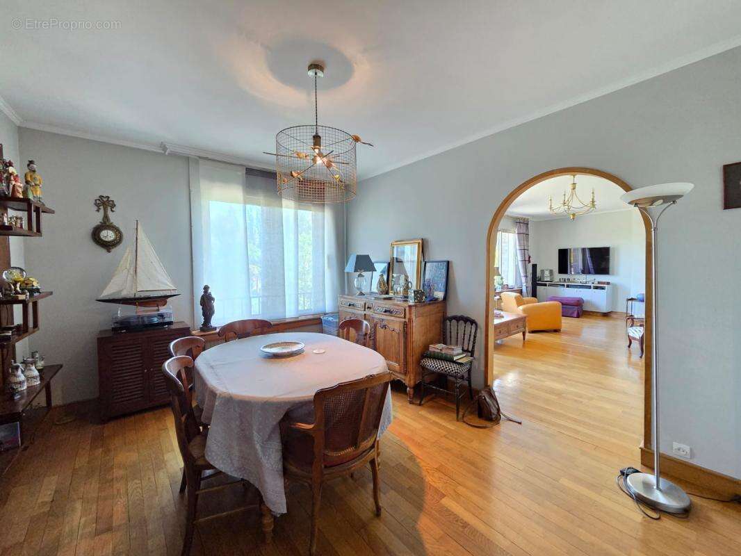 Maison à MANTES-LA-JOLIE