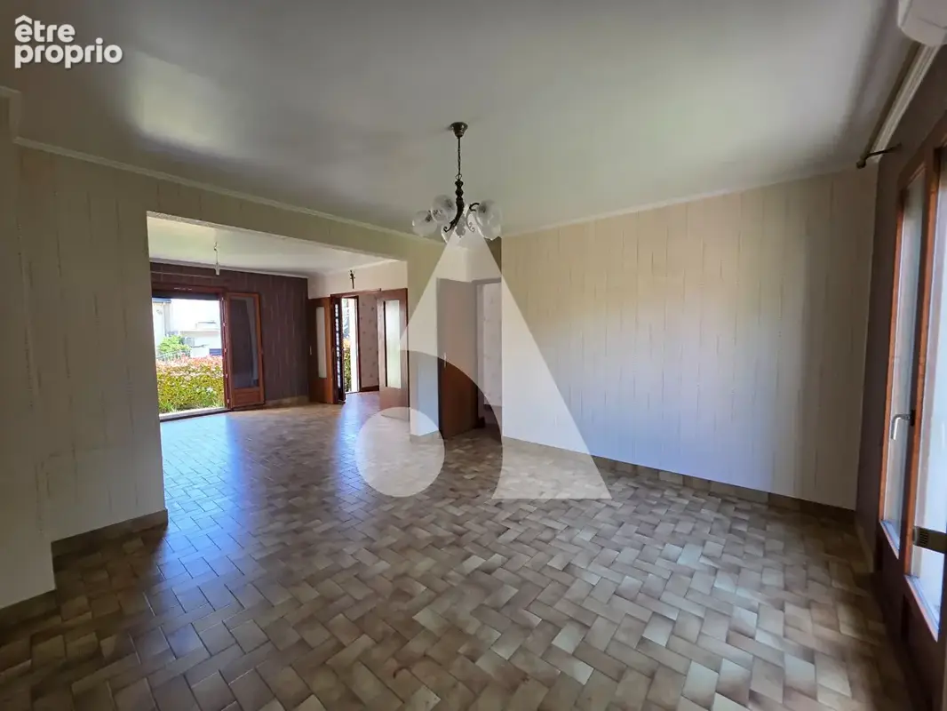 Charentonneau, Belle maison 7 pièces de 125 m2 - photo 4