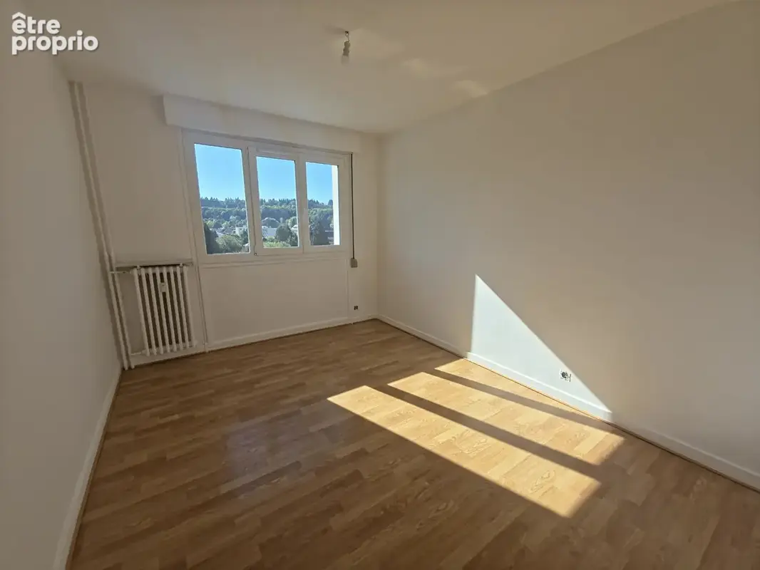 Appartement T3 en étage élevé avec balcon et garage - photo 4
