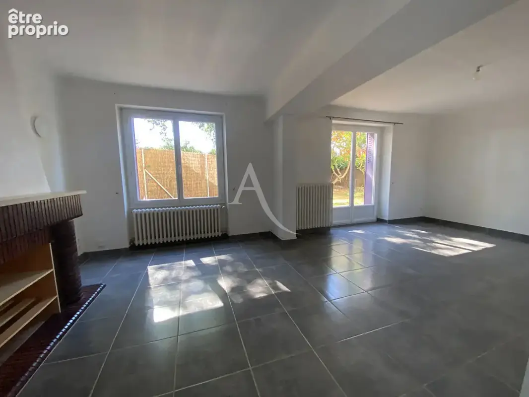 Maison  97m2 -  5 pièces -La Chevroliere - terrain clos environ 470 m2 - photo 4