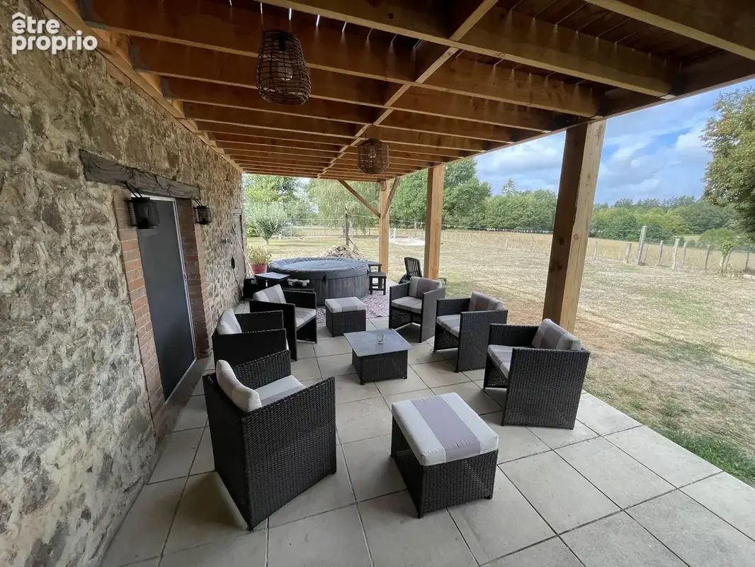 Maison de 248 m2 - 6 pièces - photo 22