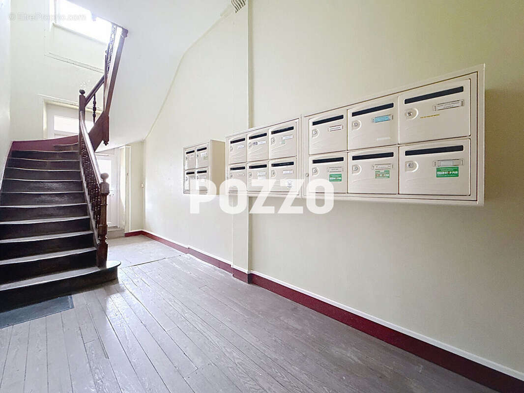 Appartement à DONVILLE-LES-BAINS