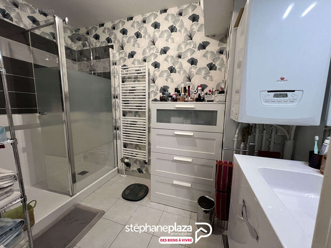 Appartement à BOIS-GUILLAUME