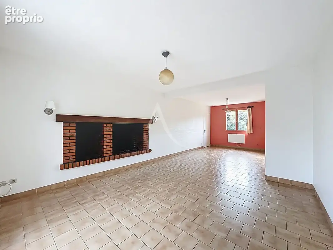 Maison familiale - Quartier Angers Doutre - 6 pièces - photo 3