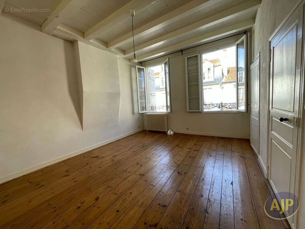 Maison à TAILLEBOURG