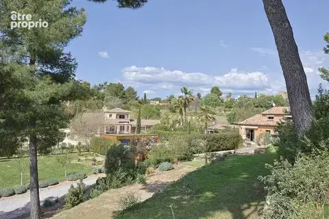 Maison 420 m² à Saint-Cyr-Sur-Mer  - photo 2